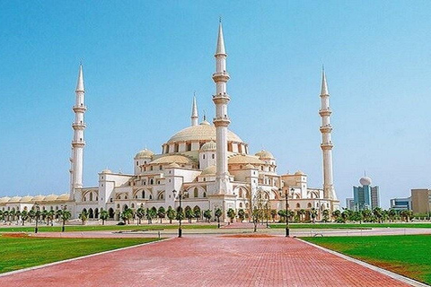 From Dubai: Fujairah East Coast TourTour with Private Vehicle