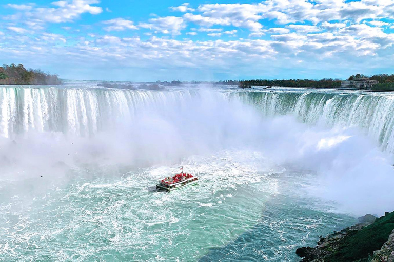 4-Hour Niagara Falls Boat Tour, Maple & Chocolate Tastings 4-Hour Niagara Falls Boat Tour, Maple & Chocolate Tastings