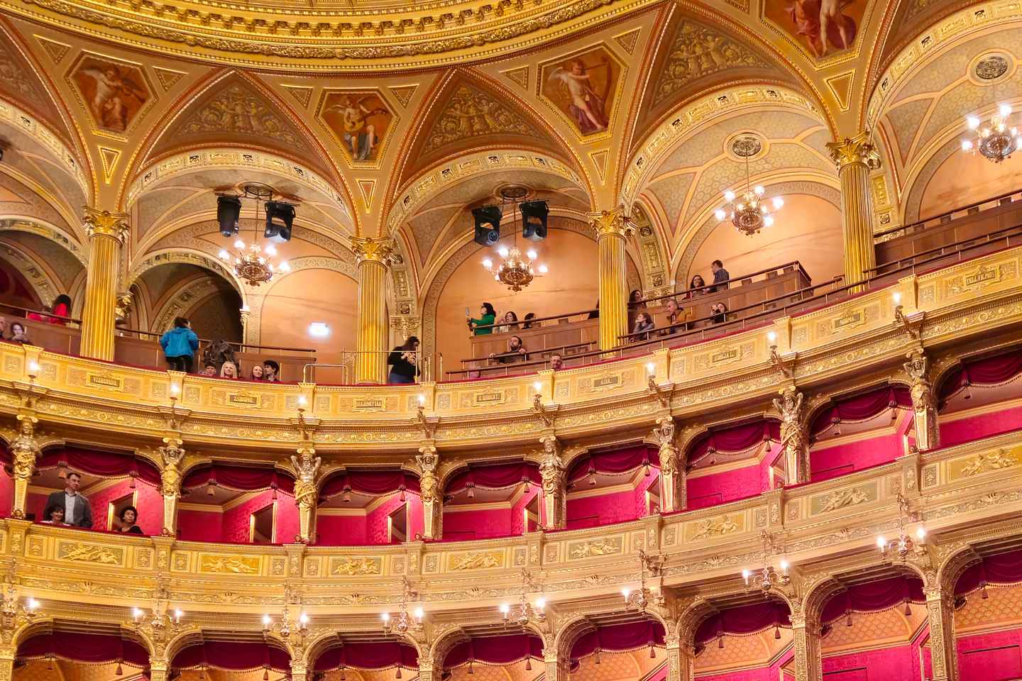 Budapest: Tour of the State Opera House with Live Concert - Budapest: Tour of the State Opera House with Live Concert