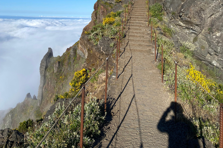 Madeira: Guided Peak Crossing: Pico do Arieiro to Pico Ruivo