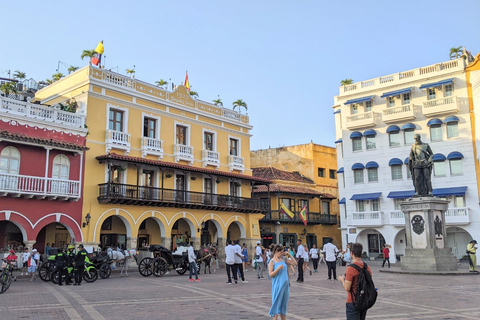 Cartagena: Tour guidato della Città Vecchia e del Quartiere GetsemaniCartagena: Città vecchia e quartiere degli artisti: tour guidato