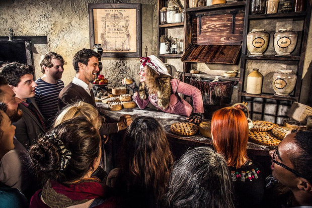 Edimburgo: Tour a piedi di Harry Potter con ingresso al Dungeon