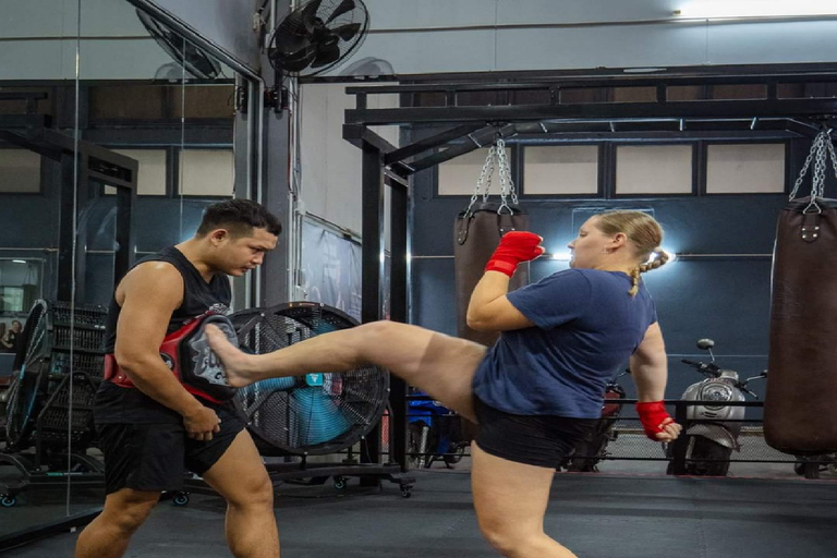 Chiangmai : Académie d&#039;entraînement au Muay ThaiChiangmai Muaythai training