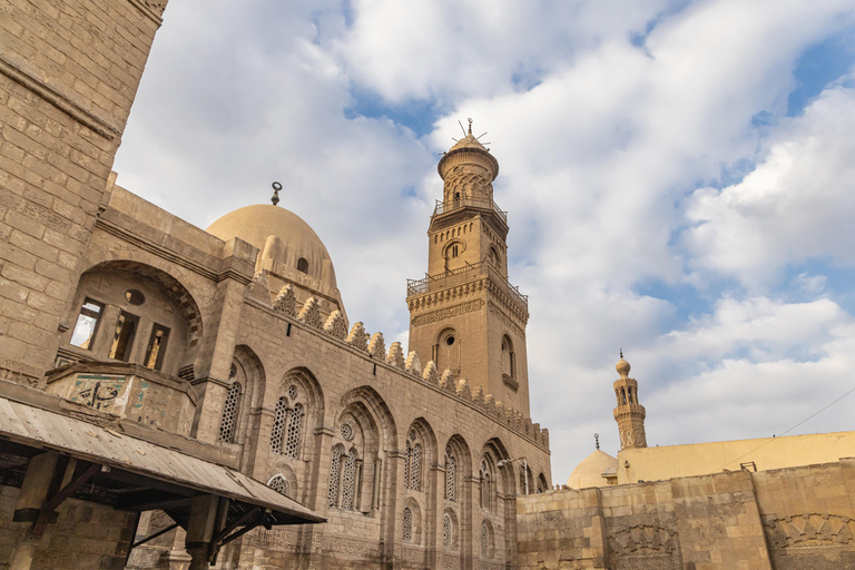 Old Cairo Guided Walk Tour: History, Culture & Street Bites Sharing Walking Tour in English with Meeting Point