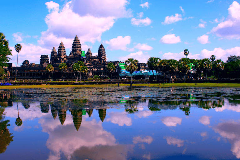 Privat soluppgång Angkor Wat-turPrivat soluppgång Angkor Wat-tur med tysk reseledare