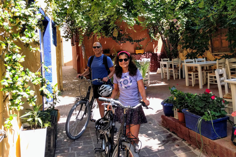 Chania: City Highlights Small Group Bike Tour