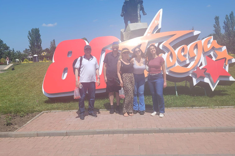Chisinau:Transnistria Soviet &Fish Farm & Sturgeon Factory Transnistria, Lenin Monuments & Sturgeon Fish Farm Tour
