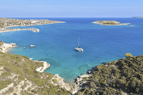 Souda: Premium Catamaran Cruise to Marathi Bay with Lunch w/Transfer from Agia Marina - Kolimvari