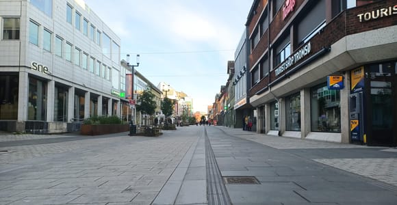 Tromsø City Walking Tour with Sámi History & Mythology