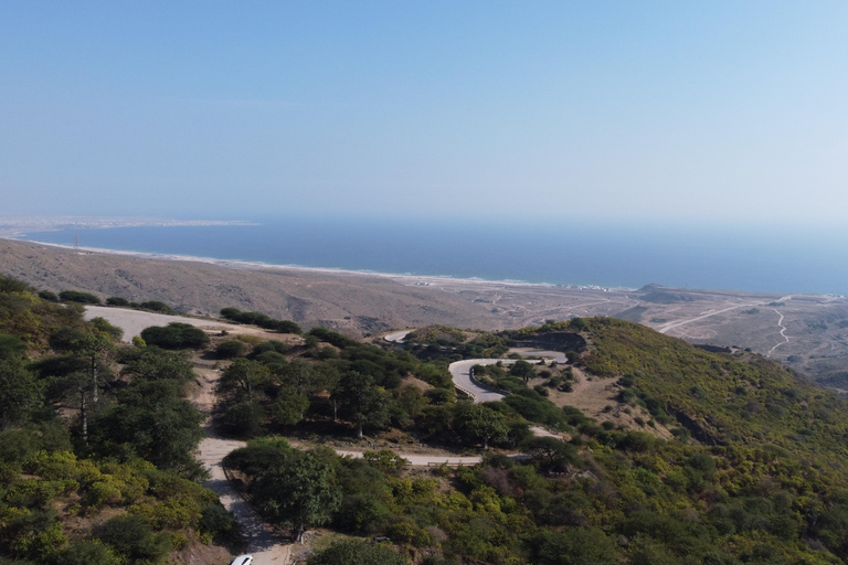 Avontuur in Oost-Salalah: Natuur, geschiedenis en prachtige uitzichten