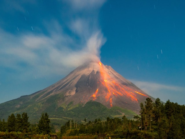 Merapi Volcano Lava Flow Seeing Night Trip with Transfers