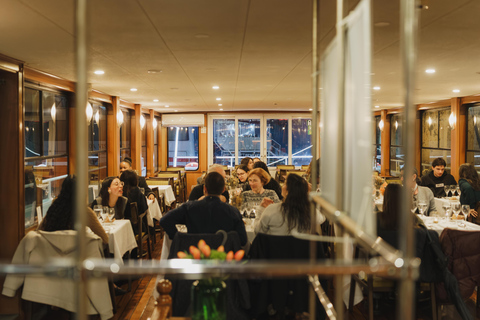 Lisbon: Tagus River Dinner Cruise with Live Jazz