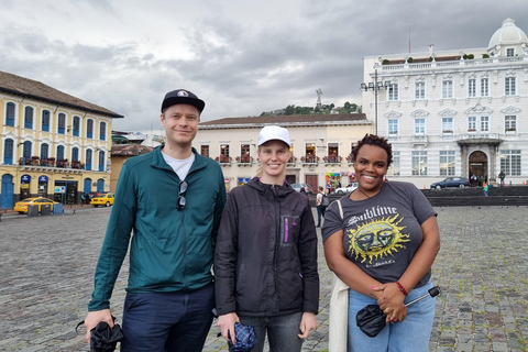 Quito: Tour a pie por el casco antiguo con degustación de chocolate