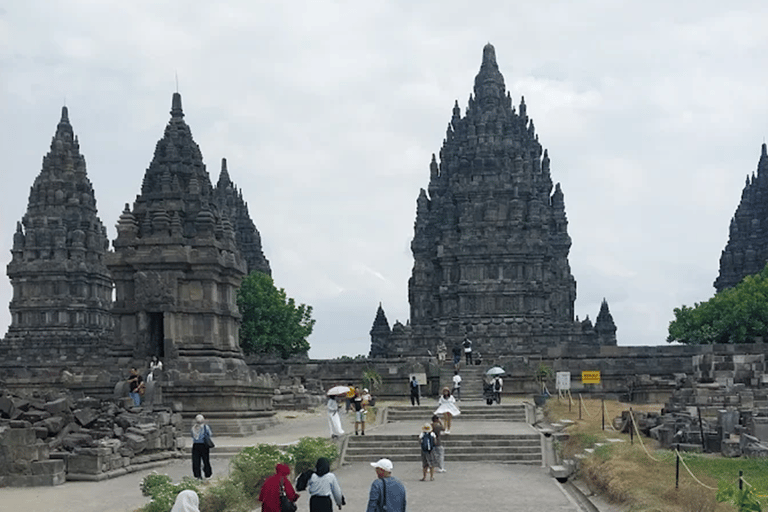 Yogyakarta: Castillo de Agua Taman Sari y Templo de Prambanan