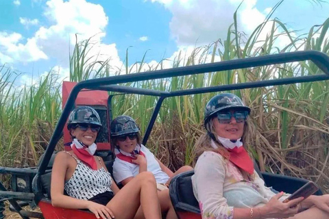 Avventura in buggies a Bayahibe tra giungla, grotte e spiagge