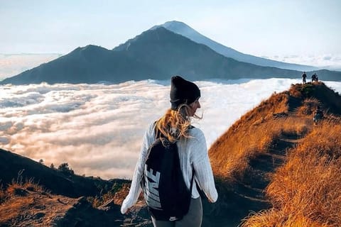 Bali: mount batur hike with taxi bike & Hot Spring
