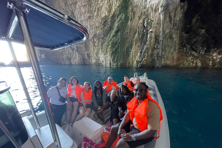 Clare: Excursión en lancha rápida por la isla de Sazan y Karaburun y buceo con tuboVerano 2026 KZ