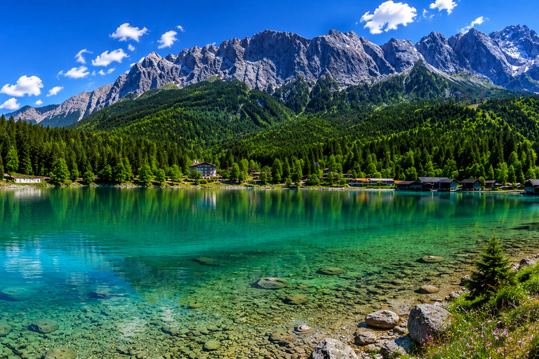 Munich: Zugspitze & eibsee, Neushwenstein & Alpsee + Austria Group : Zugspitze & eibsee, Neushwenstein & Alpsee + Austria