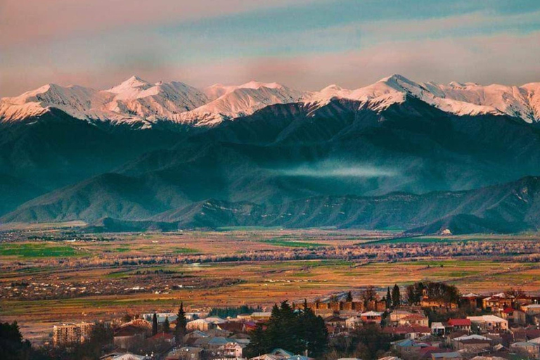 Tbilisi: Kakheti Wine Tour, Sighnaghi & Monasteries