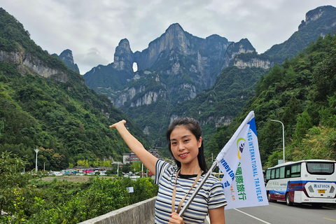 Zhangjiajie: Tianmen Mountain & 72-Floor Building Tour