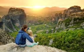 Athens: Meteora Monasteries & Caves Day Trip & Lunch Option