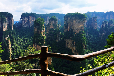 2-Day Classic Zhangjiajie Tour Including Tickets