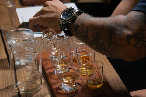 Casco Viejo, Panama City: Rum Blending Session with Cocktail Standard (Class Only)