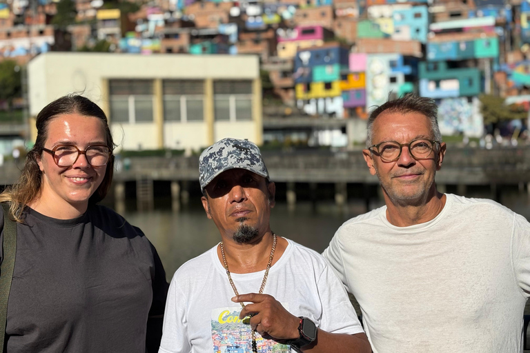 麦德林：乘坐缆车城市观光和隐藏的街头艺术麦德林：乘缆车城市观光和隐秘街头艺术