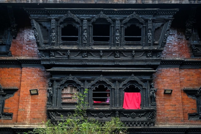 Wycieczka kulturalna do NepaluNepal odsłonięty: Wycieczka po kulturze, naturze i dziedzictwie