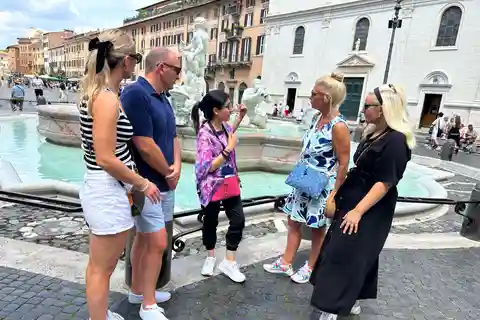 Rom: Tur utan folkmassor tidigt på morgonen med Fontana di Trevi