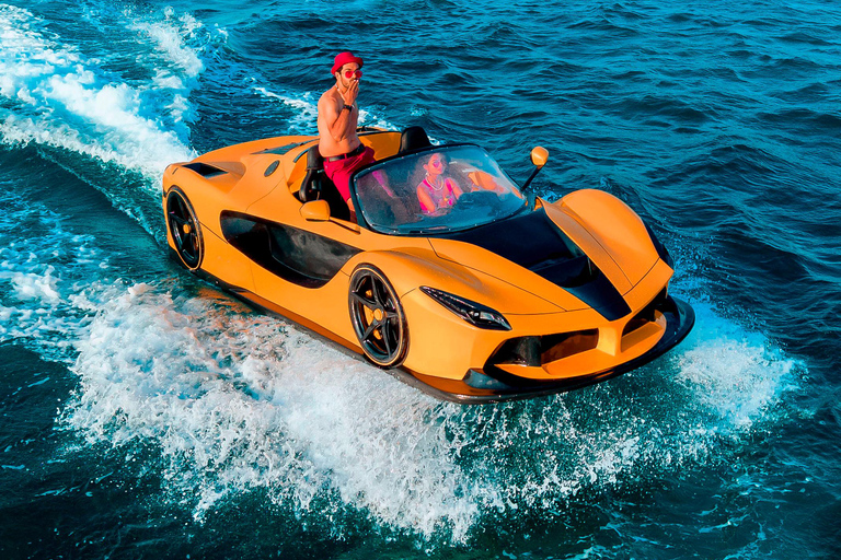 桑给巴尔：喷气式汽车骑行搭配无人机航拍（含接送服务）桑给巴尔：喷气式汽车骑行体验（含无人机航拍，接送服务包含在内）