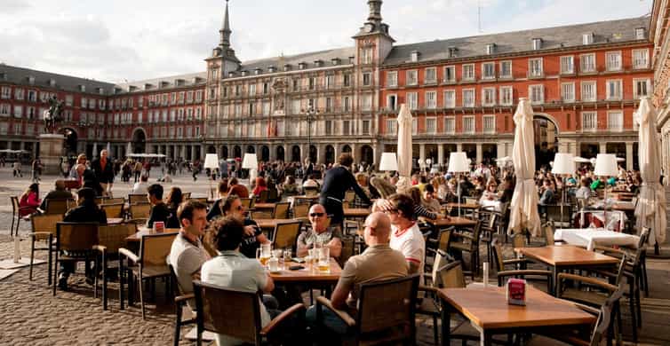 Essential Madrid: Walking Tour of the Historic Center photo 6
