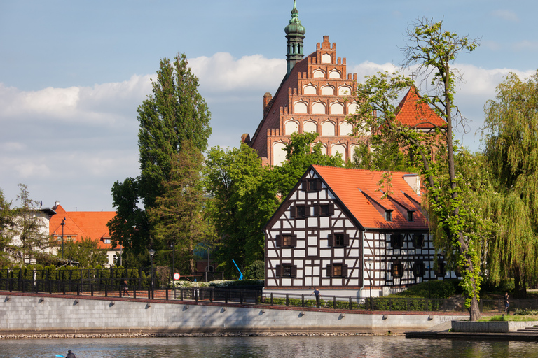 Bydgoszcz: Old Town Private Guided Tour & Soap Workshop Old Town Private Guided Tour & Soap Museum Visit (PL)