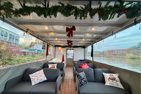 Christmas Cruise in Wrocław 45 Minutes on the Old Town