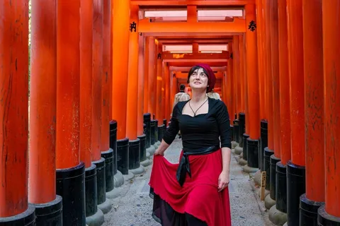 Kioto: Sesión de fotos privada en el Santuario de Fushimi Inari