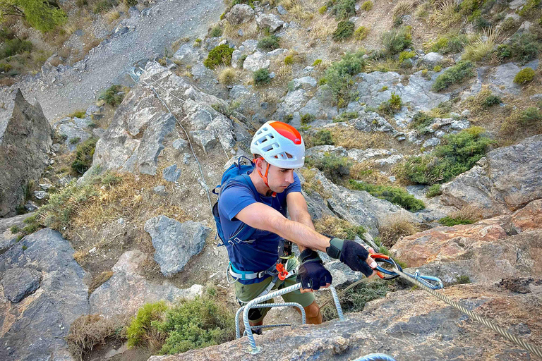 Granada: Via Ferrata Guejar Sierra "La Araña".