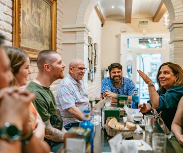 Madrid: Guided Tapas Tour with Tastings and Drinks