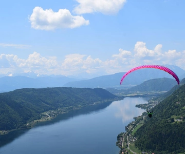 Kärnten/Villach: Tandem Paragliding Flight