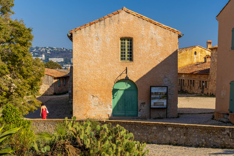 Viaje en ferri a isla Sainte-Marguerite desde Niza