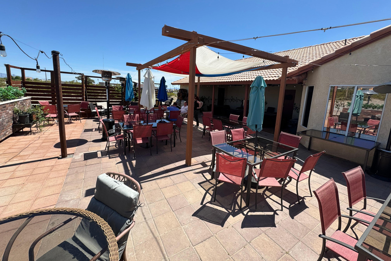 Visite panoramique de Las Vegas/Pahrump avec dégustation de vin et nourritureLas Vegas / Pahrump Dégustation de vins et collations