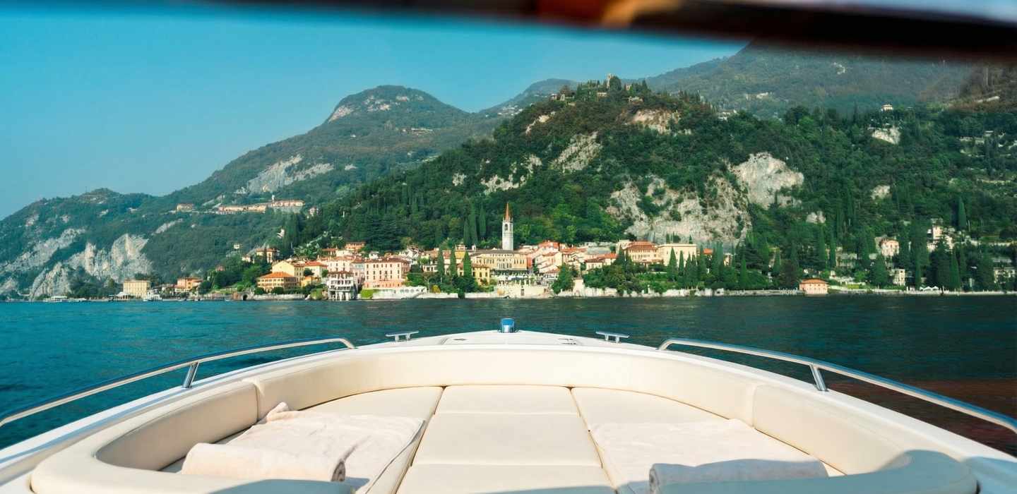 Ab Mailand: Privater Transfer zum Comer See & Booterlebnis Ab Mailand: Privater Transfer zum Comer See & Booterlebnis