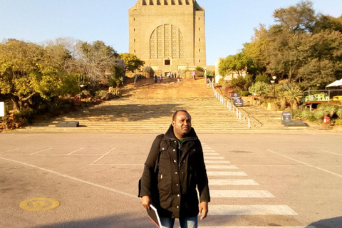 Johannesburgo: tour guiado por Pretoria con recogida en el hotel