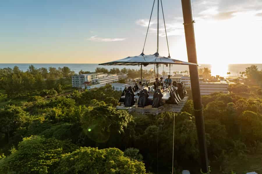 Phuket: Dinner in the Sky. Foto: GetYourGuide Phuket: Dinner in the Sky. Foto: GetYourGuide