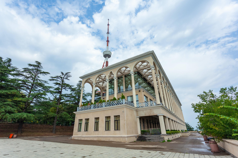 Tbilissi : circuit des 3 téléphériques avec déjeuner en optionVisite en groupe partagé ***3 HEURES***