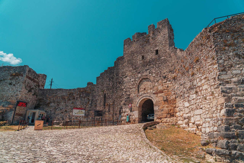 Depuis Tirana : Berat, patrimoine de l&#039;UNESCO, avec dégustation de vin