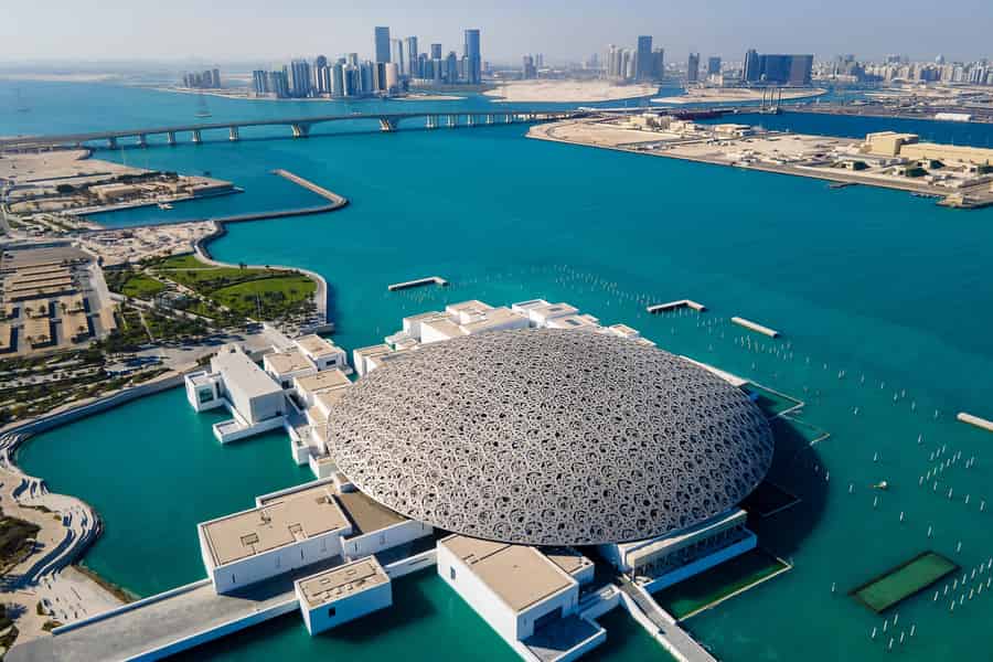 Abu Dhabi: Eintritt in den Louvre & Etihad Tower/Royal Palace Optionen