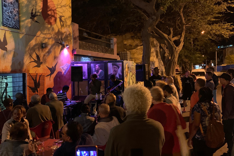 City tour "Mindelo à noite"Vida noturna de Mindelo