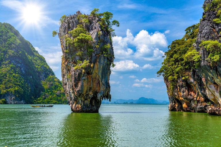 Från Phuket: James Bond Island med longtailbåt