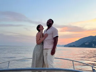 Amalfiküste: Romantische Kreuzfahrt bei Sonnenuntergang mit Musik und ...