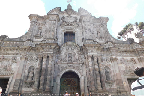 Historic Quito Walking Tour: Power & Death Stories